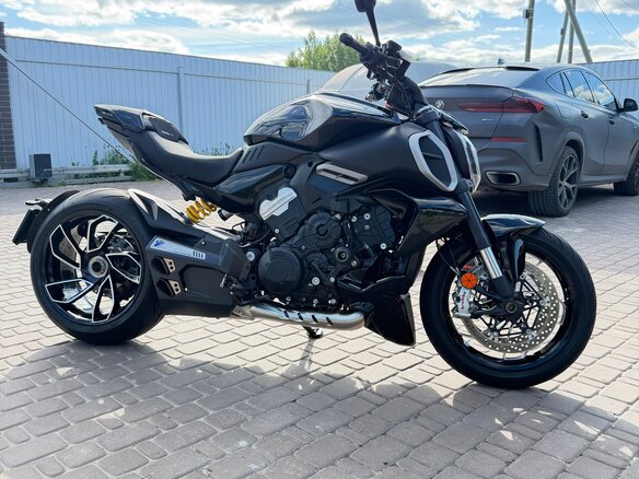 2024 Ducati Diavel V4, чёрный