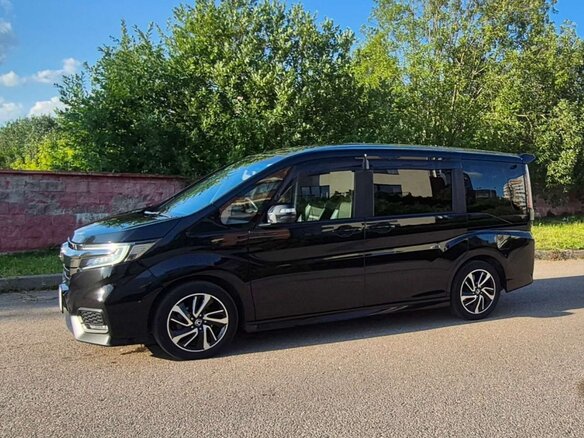 2020 Honda Stepwgn Spada V Рестайлинг, чёрный, 2249000 рублей - вид 2