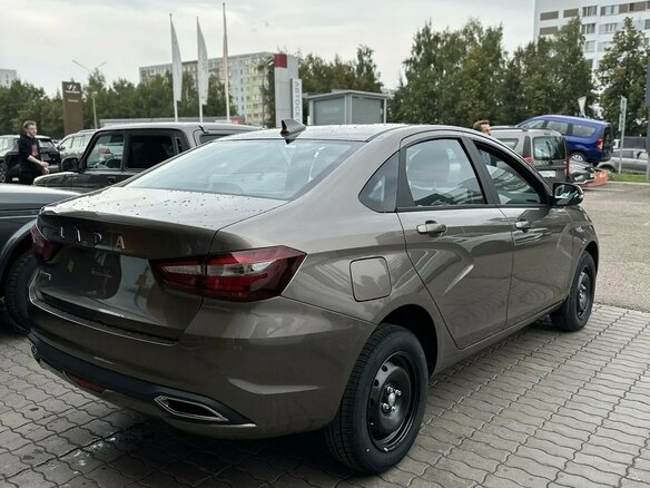 2026 Lada (ВАЗ) Vesta I Рестайлинг (NG), коричневый, 1601000 рублей - вид 4