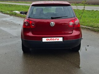 2005 Volkswagen Golf V, пурпурный, 599999 рублей, вид 4