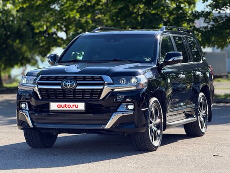 2020 Toyota Land Cruiser 200 Series Рестайлинг 2, чёрный, 8750000 рублей, вид 3