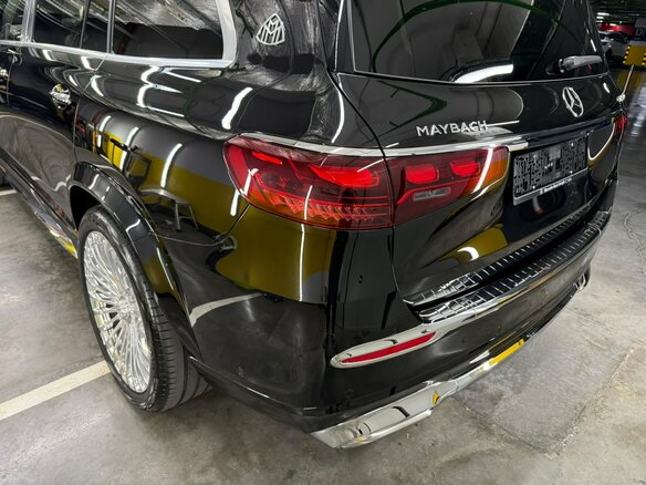 2026 Mercedes-Benz Maybach GLS 600 I Рестайлинг, чёрный, 29980000 рублей - вид 6