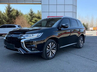 2022 Mitsubishi Outlander III Рестайлинг 3, чёрный, 1630999 рублей, вид 1