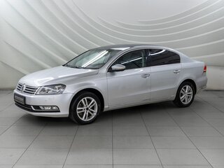 2011 Volkswagen Passat B7, серебристый, 799000 рублей, вид 3