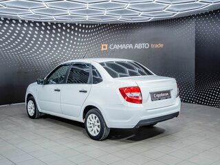 2019 Lada (ВАЗ) Granta I Рестайлинг, белый, 426000 рублей, вид 4