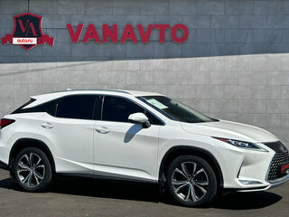 2020 Lexus RX 300 IV Рестайлинг, белый, 4300000 рублей, вид 3