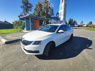 2018 Skoda Octavia III (A7) Рестайлинг, белый, 1830000 рублей, вид 5