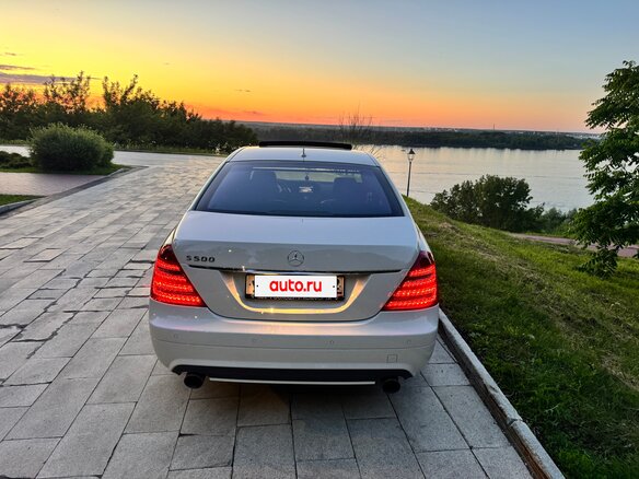 2008 Mercedes-Benz S-Класс 500 V (W221), белый, 2100000 рублей - вид 10