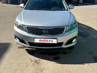 2010 Kia Magentis II Рестайлинг, серебристый, 530000 рублей, вид 2