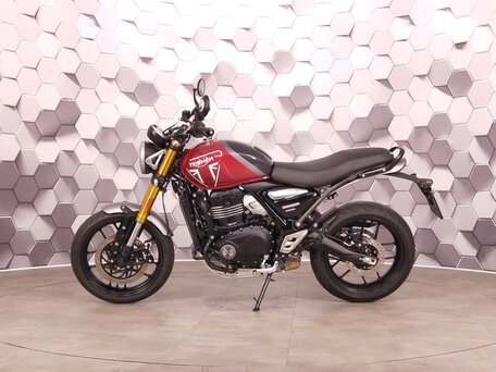 2024 Triumph Speed 400, красный, 577000 рублей, вид 4
