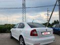 2012 Skoda Octavia II (A5) Рестайлинг, белый, 750000 рублей - вид 3