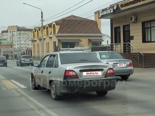 2012 Daewoo Nexia I Рестайлинг, серебристый, 230000 рублей, вид 4