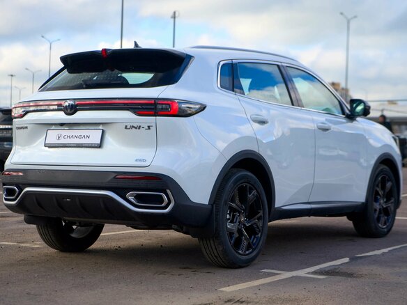 2026 Changan UNI-S I Рестайлинг, белый - вид 5