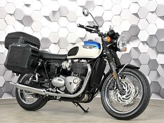 2018 Triumph Bonneville T120, белый, 949000 рублей, вид 1