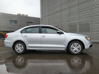 2012 Volkswagen Jetta VI, серебристый, 800000 рублей, вид 2