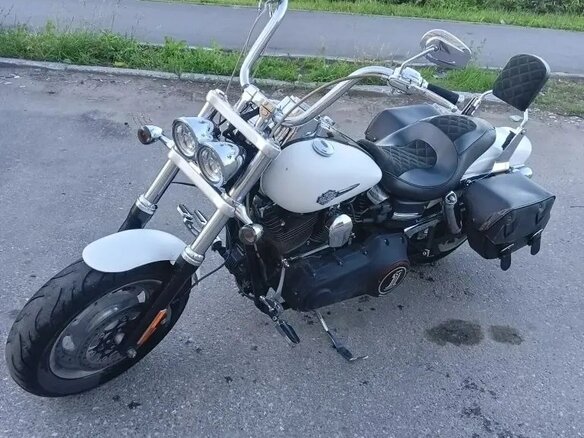 2011 Harley-Davidson Fat Bob, белый, 850000 рублей - вид 7