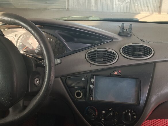 2000 Ford Focus I (North America), синий - вид 11