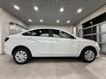 2026 Lada (ВАЗ) Vesta I Рестайлинг (NG), белый, 1669835 рублей - вид 3