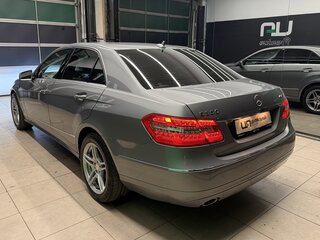 2010 Mercedes-Benz E-Класс 350 IV (W212, S212, C207), серый, 2200000 рублей, вид 5