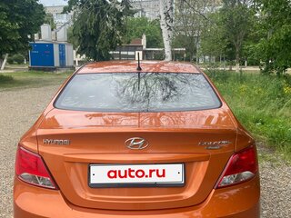 2015 Hyundai Solaris I Рестайлинг, оранжевый, 1050000 рублей, вид 3