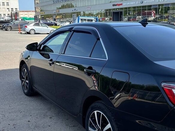 2017 Toyota Camry VII (XV50) Рестайлинг, чёрный, 1950000 рублей - вид 5