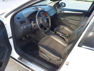 2012 Opel Astra H Рестайлинг, белый, 680000 рублей, вид 5
