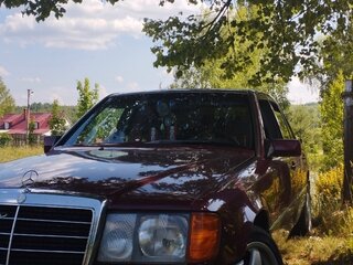 1987 Mercedes-Benz W124 230, красный, 230000 рублей, вид 4