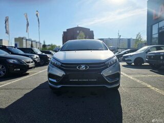 2026 Lada (ВАЗ) Vesta I Рестайлинг (NG), серебристый, 1805000 рублей, вид 2