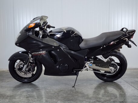 1997 Honda CBR 1100 XX, чёрный, 399000 рублей, вид 4