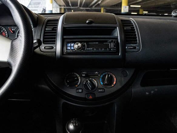 2011 Nissan Note I Рестайлинг, серый, 745000 рублей - вид 6