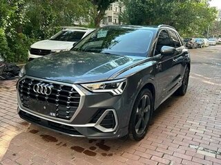 2021 Audi Q3 35 TFSI II (F3), серый, 2300000 рублей, вид 3