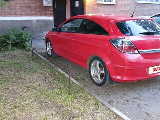 2008 Opel Astra GTC H Рестайлинг, красный, 400000 рублей, вид 4