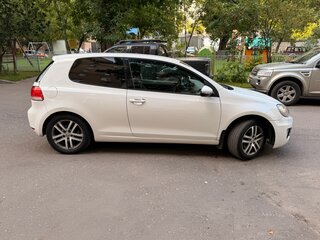 2012 Volkswagen Golf 6-speed VI, белый, 550000 рублей, вид 4