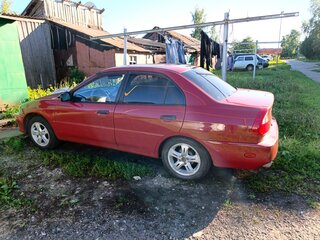2001 Mitsubishi Mirage V, красный, 400000 рублей, вид 4