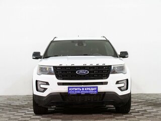 2017 Ford Explorer V Рестайлинг, белый, 2829000 рублей, вид 2