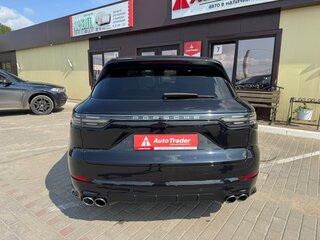 2019 Porsche Cayenne S III, чёрный, 8499000 рублей, вид 5