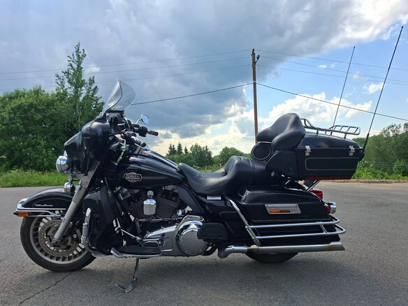 2009 Harley-Davidson Electra Glide, чёрный, 750000 рублей - вид 2