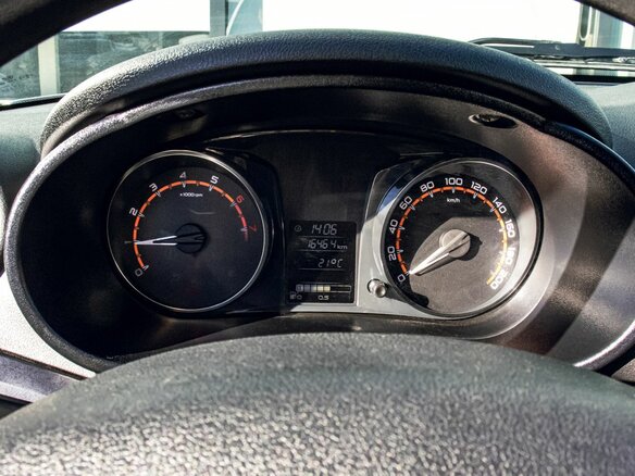 2024 Lada (ВАЗ) Granta I Рестайлинг, белый, 770000 рублей - вид 8