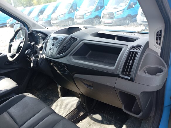 2021 Ford Transit, синий, 2370000 рублей - вид 4
