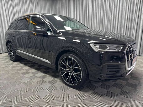 2022 Audi Q7 45 TDI II (4M) Рестайлинг, чёрный, 8948000 рублей, вид 3