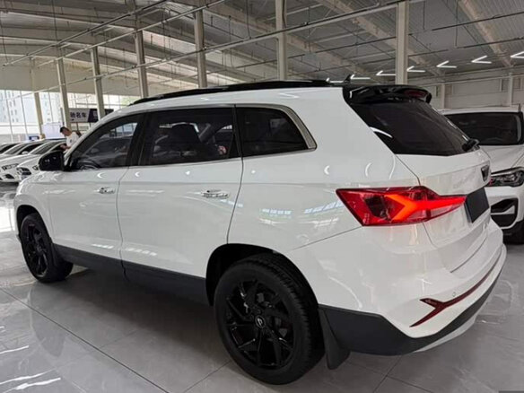 2023 Jetta VS7 I Рестайлинг 1, белый, 1488999 рублей - вид 6