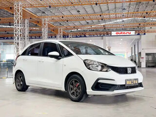 2021 Honda Fit Crosstar IV, белый, 885000 рублей, вид 3