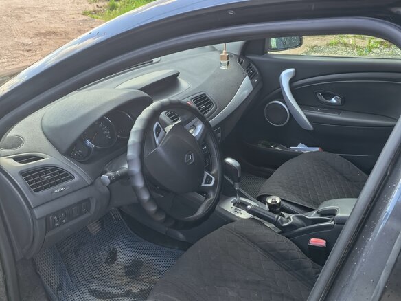 2010 Renault Fluence I, чёрный, 635000 рублей - вид 3