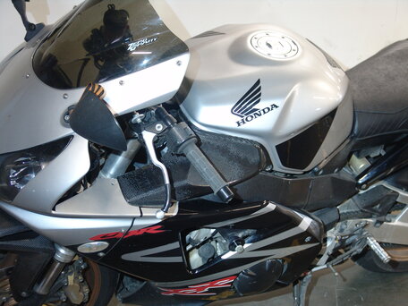 2002 Honda CBR 954RR Fireblade, серебристый, 360000 рублей, вид 4