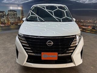 2023 Nissan Serena VI (C28), белый, 2200000 рублей, вид 2