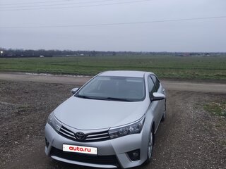 2014 Toyota Corolla XI (E160, E170, E180), серебристый, 1200000 рублей, вид 2
