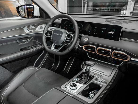 2026 Jetour X70+ I Рестайлинг, белый, 3099000 рублей - вид 14