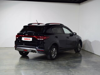 2021 Kia Rio X IV Рестайлинг, чёрный, 1437000 рублей, вид 4