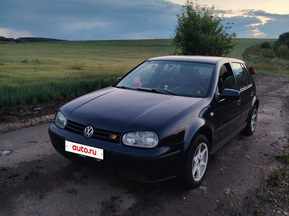 1999 Volkswagen Golf IV, синий, 170000 рублей