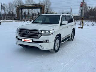 2016 Toyota Land Cruiser 200 Series Рестайлинг 2, белый, 5350000 рублей, вид 1